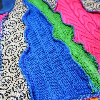 Med. Reworked Abstract Knit Cropped Tank Top