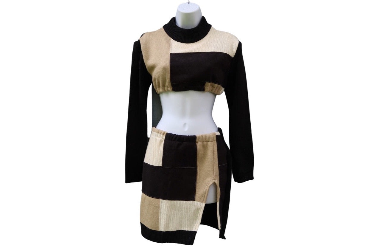 M/L Color Block Suede and Knit Cropped Sweater and Slit Skirt